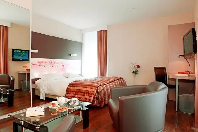 Superior Tek Büyük Yataklı Oda