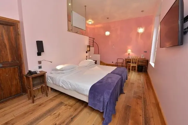 İki Ayrı Yataklı Oda