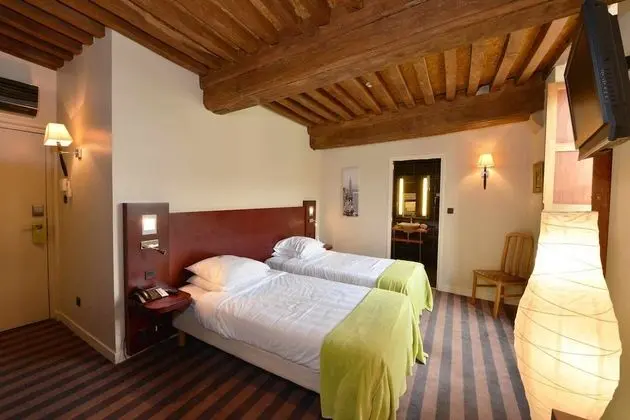 İki Ayrı Yataklı Oda