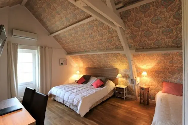 Family Tek Büyük Yataklı Oda