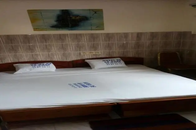 Tek Büyük Yataklı Oda, Sigara İçilmez