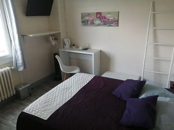 Basic Tek Büyük Yataklı Oda