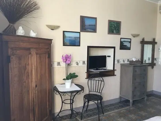 Comfort Tek Büyük Yataklı Oda