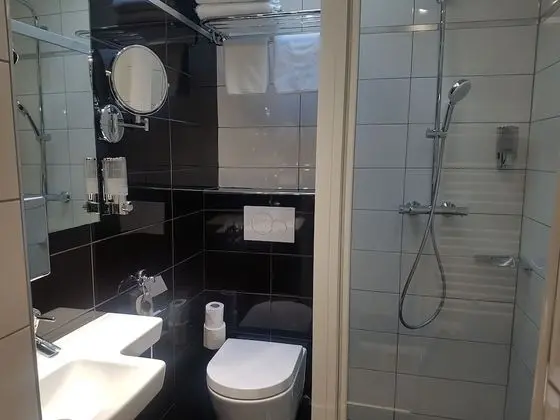Tek Büyük Yataklı Oda, Veranda