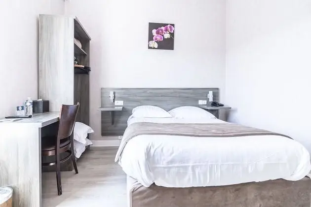 Comfort Tek Büyük Yataklı Oda
