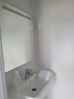 Tek Büyük Yataklı Oda (4)