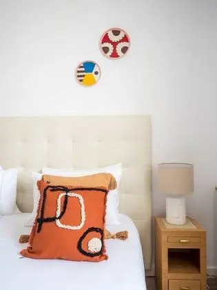 Classic Tek Büyük Yataklı Oda (Hermione)