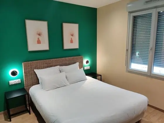 Classic Tek Büyük veya İki Ayrı Yataklı Oda