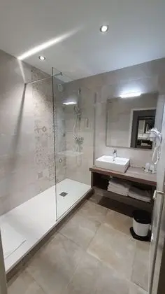 Comfort Oda, 1 Büyük (Queen) Boy Yatak