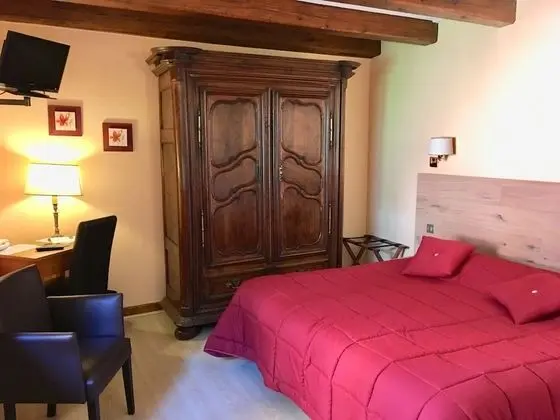 Superior Tek Büyük veya İki Ayrı Yataklı Oda