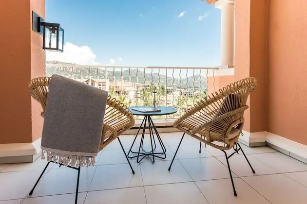 Üç Kişilik Oda, Balkon