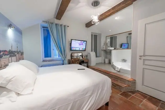 Tek Büyük Yataklı Oda (Charme)