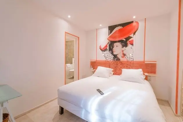 Tek Büyük Yataklı Oda (Charme)