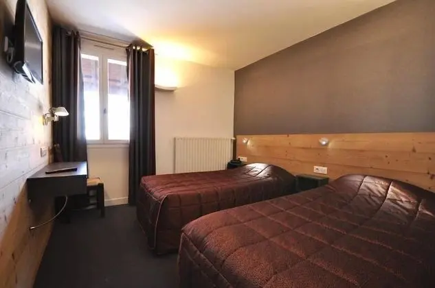 Tek Büyük veya İki Ayrı Yataklı Oda