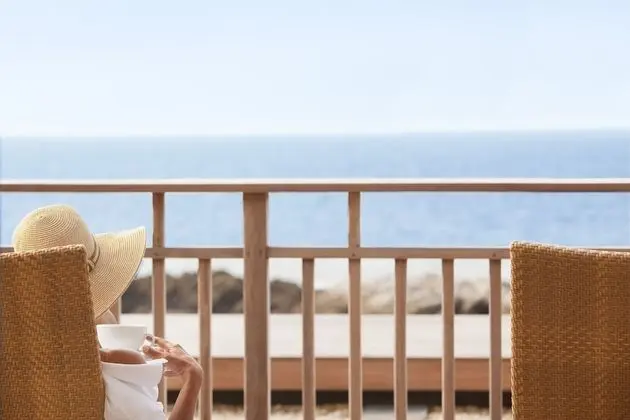 Deluxe Tek Büyük Yataklı Oda, Teras, Deniz Manzaralı