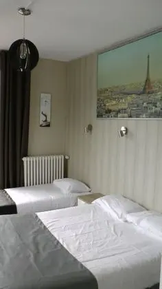 Üç Kişilik Oda