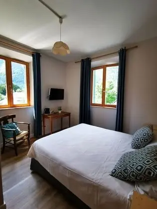 Tek Büyük Yataklı Oda, Dağ Manzaralı