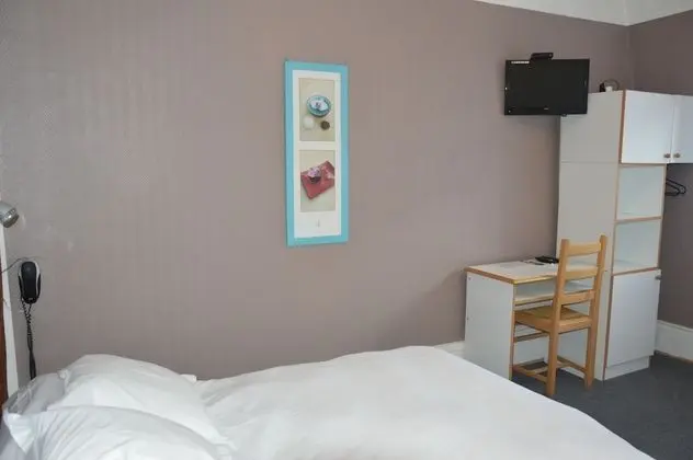 Comfort Tek Büyük Yataklı Oda