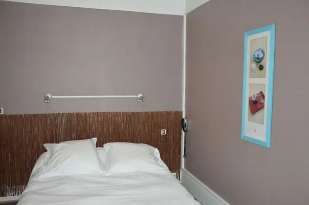 Comfort Tek Büyük Yataklı Oda