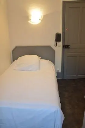 Economy Tek Büyük Yataklı Oda
