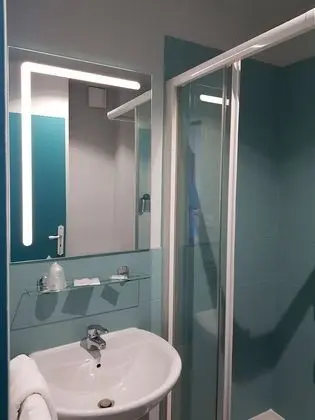 Premium Tek Büyük Yataklı Oda (1 pers)