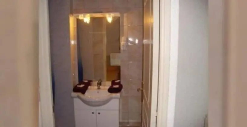Üç Kişilik Oda