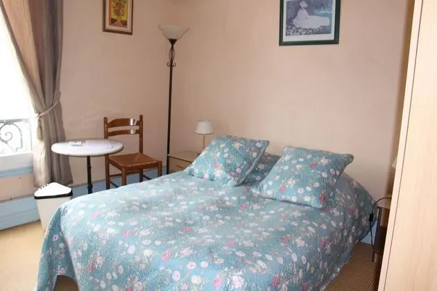 Standard Oda, 1 Büyük (Queen) Boy Yatak, Şehir Manzaralı