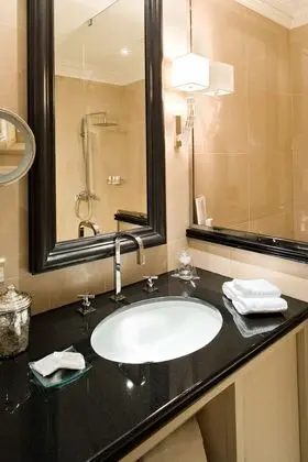 Deluxe Tek Büyük Yataklı Oda (Panoramic View, Maison du clocher)