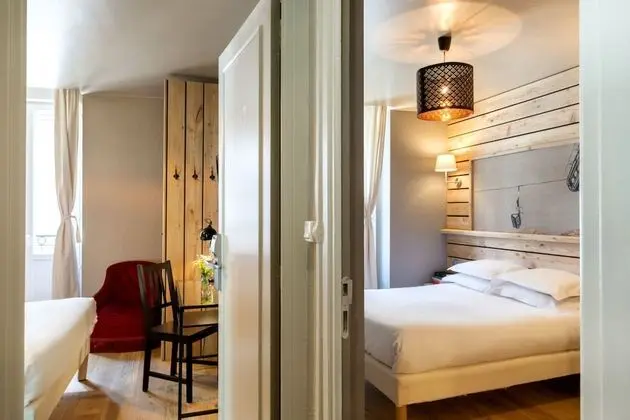 Standard Tek Büyük Yataklı Oda