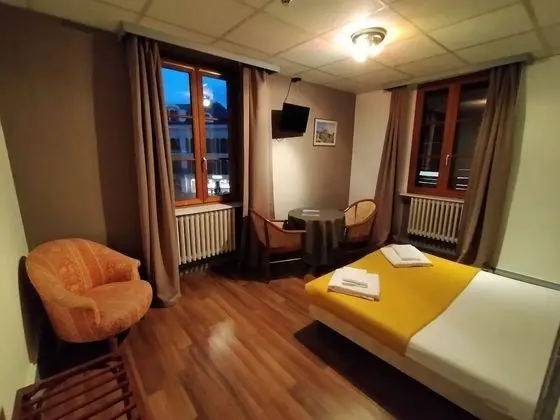 Tek Büyük Yataklı Oda, Kanal Manzaralı