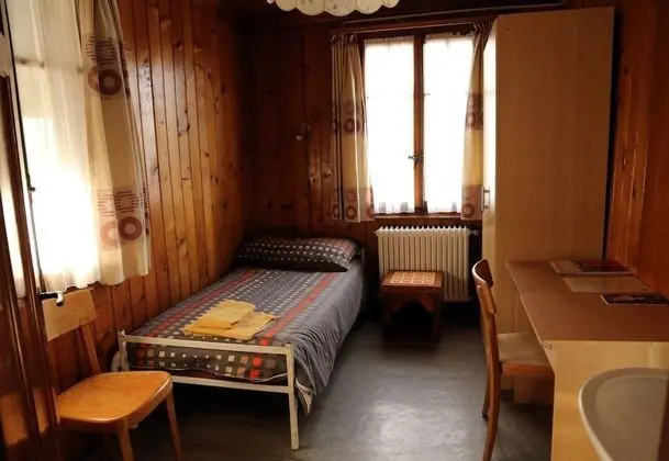 Tek Kişilik Oda (Shared bathroom)