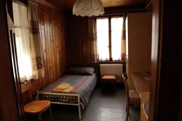 Tek Kişilik Oda (Shared bathroom)