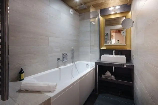 Chambre Supérieure avec bain