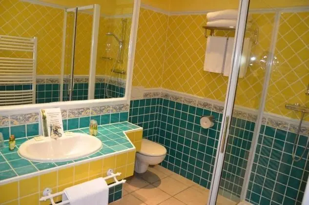 Superior Tek Büyük Yataklı Oda