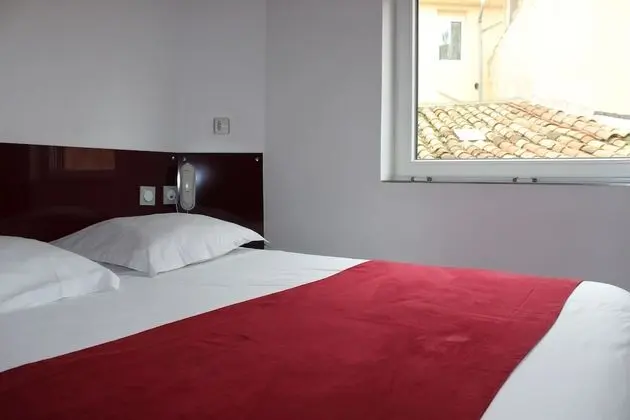 Economy Tek Büyük Yataklı Oda