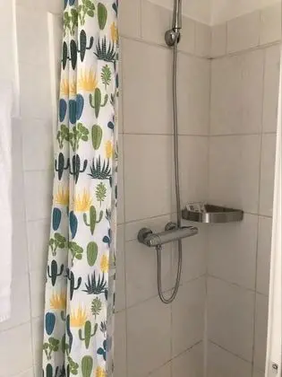 Economy Tek Büyük Yataklı Oda