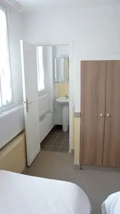Üç Kişilik Oda
