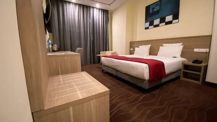 Premium Oda, Birden Çok Yatak Odası, Sigara İçilmez, Şehir Manzaralı