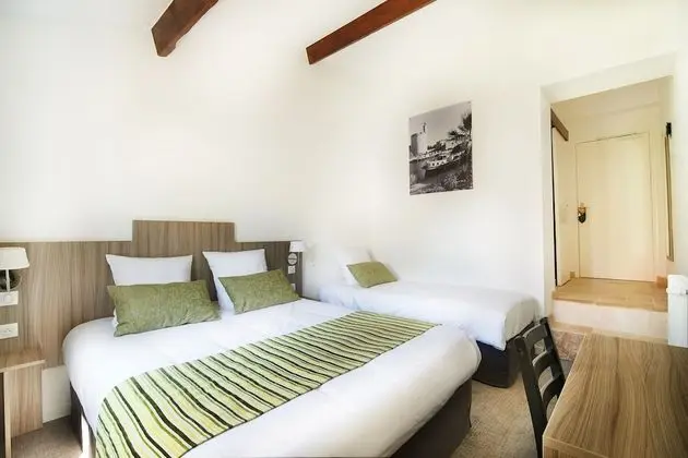 Family Dört Kişilik Oda, Bahçe Manzaralı