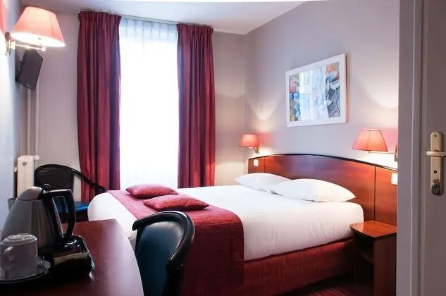 Classic Tek Büyük Yataklı Oda