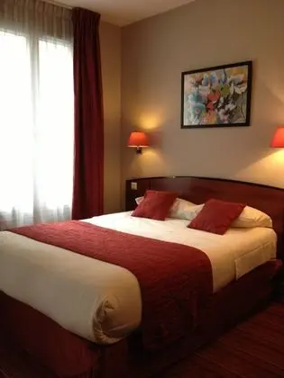 Classic Tek Büyük Yataklı Oda