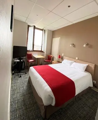 Standard Tek Büyük Yataklı Oda