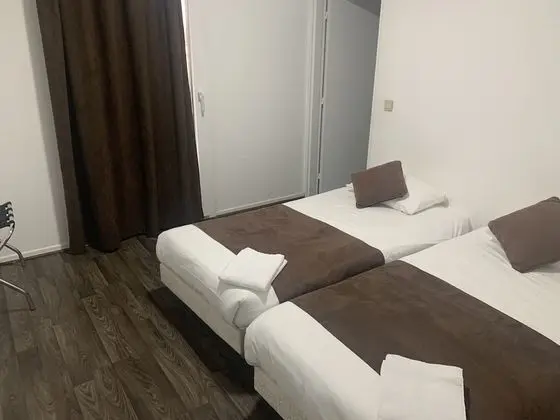 Family Dört Kişilik Oda