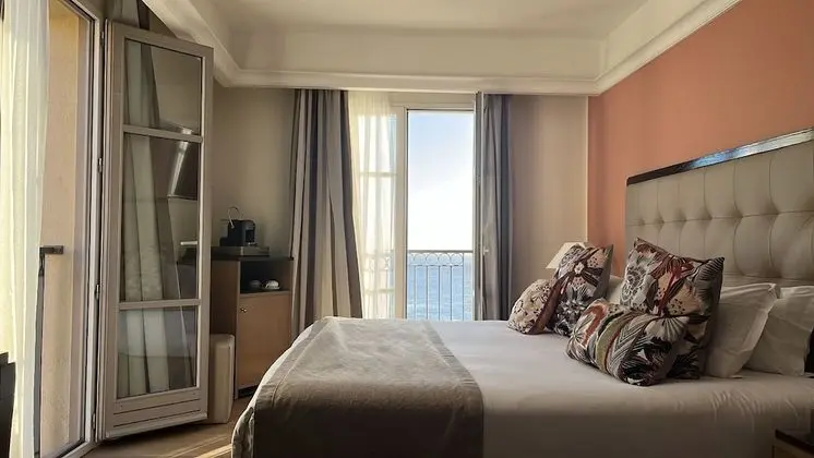 Junior Süit, 1 En Büyük (King) Boy Yatak, Deniz Manzaralı