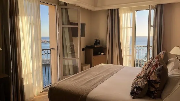 Junior Süit, 1 En Büyük (King) Boy Yatak, Deniz Manzaralı