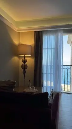 Junior Süit, 1 En Büyük (King) Boy Yatak, Deniz Manzaralı
