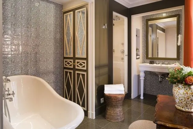 Deluxe Tek Büyük Yataklı Oda, Teras