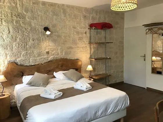 Classic Dört Kişilik Oda, Banyolu/Duşlu (Vue rivière)
