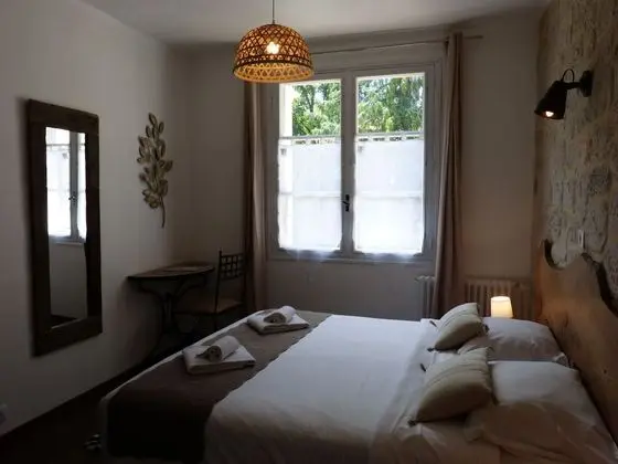 Comfort Tek Büyük Yataklı Oda, Banyolu/Duşlu (Vue rivière)