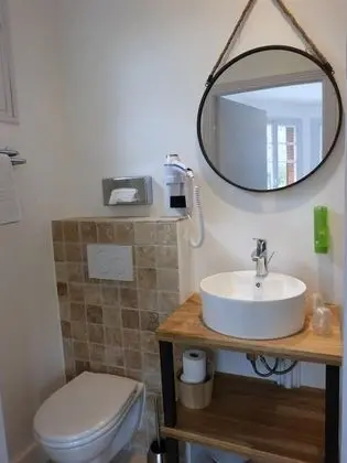 Comfort Tek Büyük Yataklı Oda, Banyolu/Duşlu (Vue rivière)